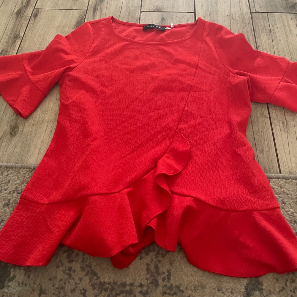 EUC Ivanka Trump Red Blouse Sz M